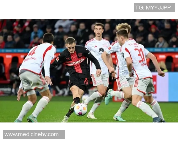 勒沃库森主场大胜汉堡，德国足坛新风暴崛起