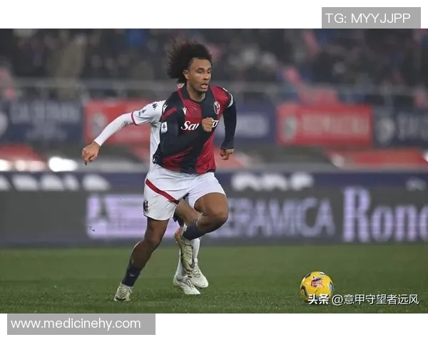 曼联官方宣布签下热门新秀，引发球迷狂热追捧